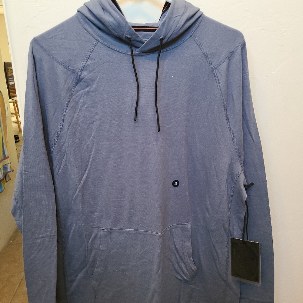 Abercrombie & Fitch Long Sleeve Hoodie. NWT. XL